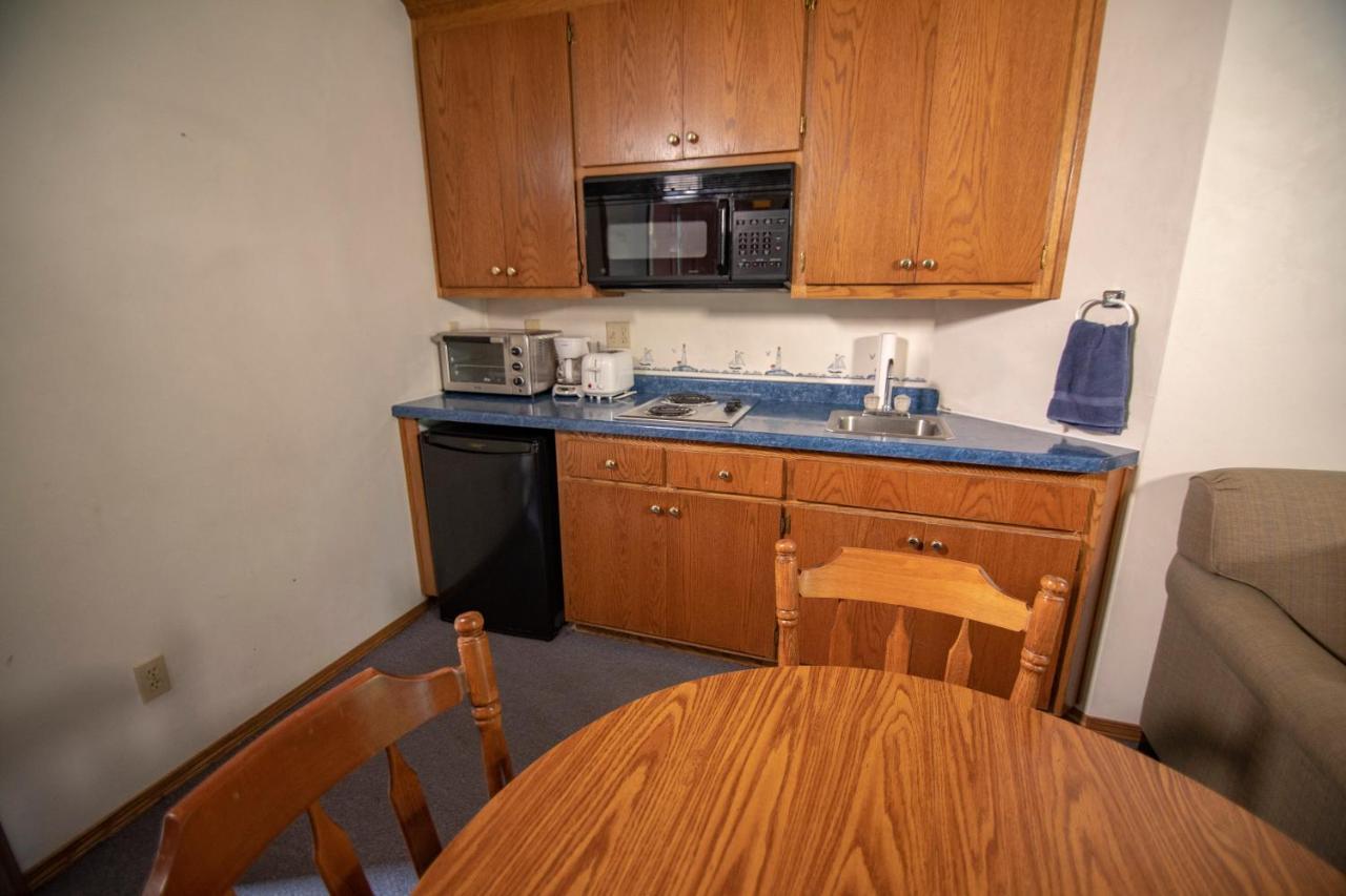 Ridges Inn & Suites Baileys Harbor Esterno foto