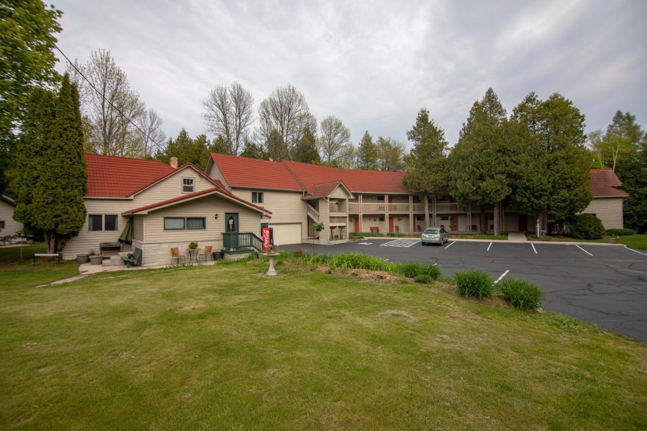 Ridges Inn & Suites Baileys Harbor Esterno foto