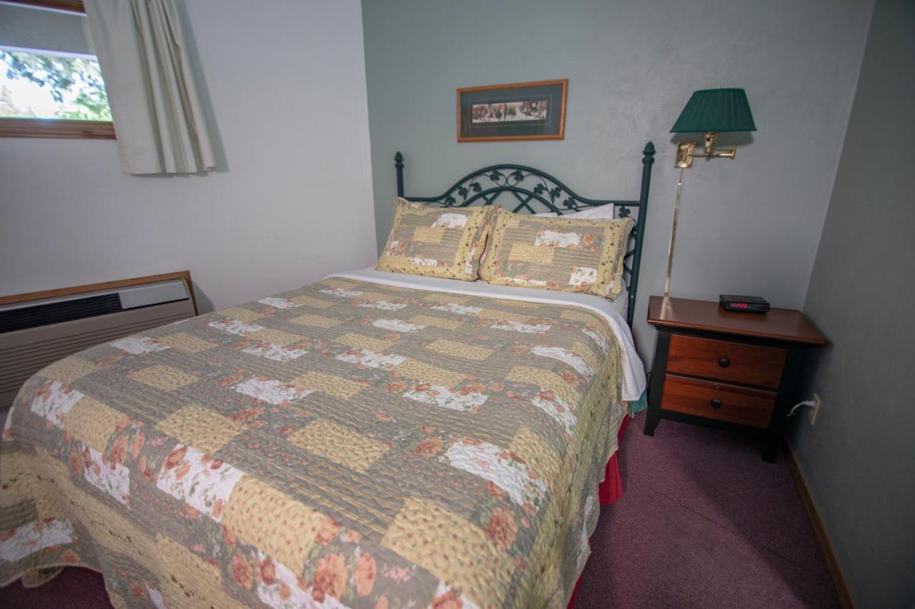Ridges Inn & Suites Baileys Harbor Esterno foto