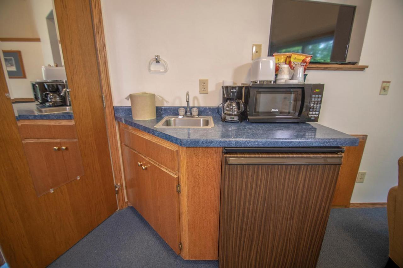 Ridges Inn & Suites Baileys Harbor Esterno foto